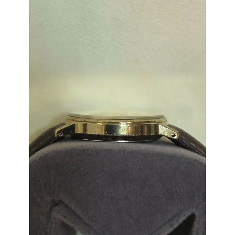 Vintage Timex Quartz Gold Tone Dress Watch - Cream Dial - New Battery
